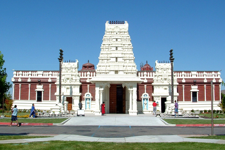 அமெரிக்காவின் லன்ஹாமில் சிவ-விஷ்ணு ஆலயம்